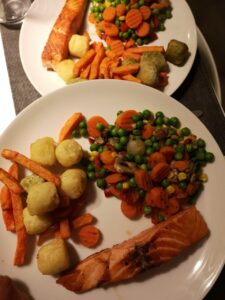 Op deze foto zie je een voorbeeld van diner tijdens intermittent fasting