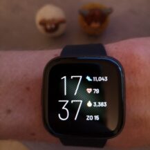 Review: Fitbit Versa 2