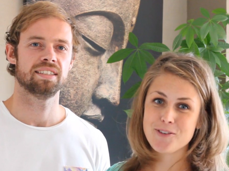 Op deze foto zie je Rolf van Baalen en Melanie van Baalen van Happy with yoga