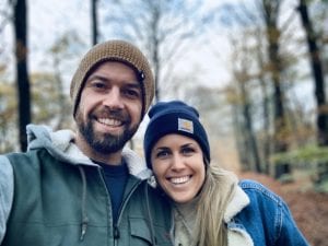 Op deze foto zie je rolf en melanie, de bedenkers van Yoga Nidra - Happy with Yoga